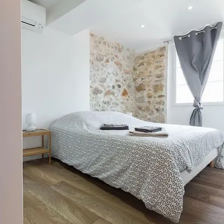 302-appartement De Caractere Vieil Lägenhet